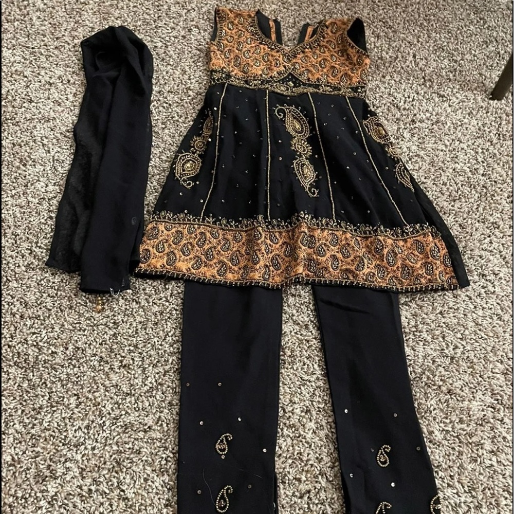 #004 Indian kids Pakistani suit size 55cm XS